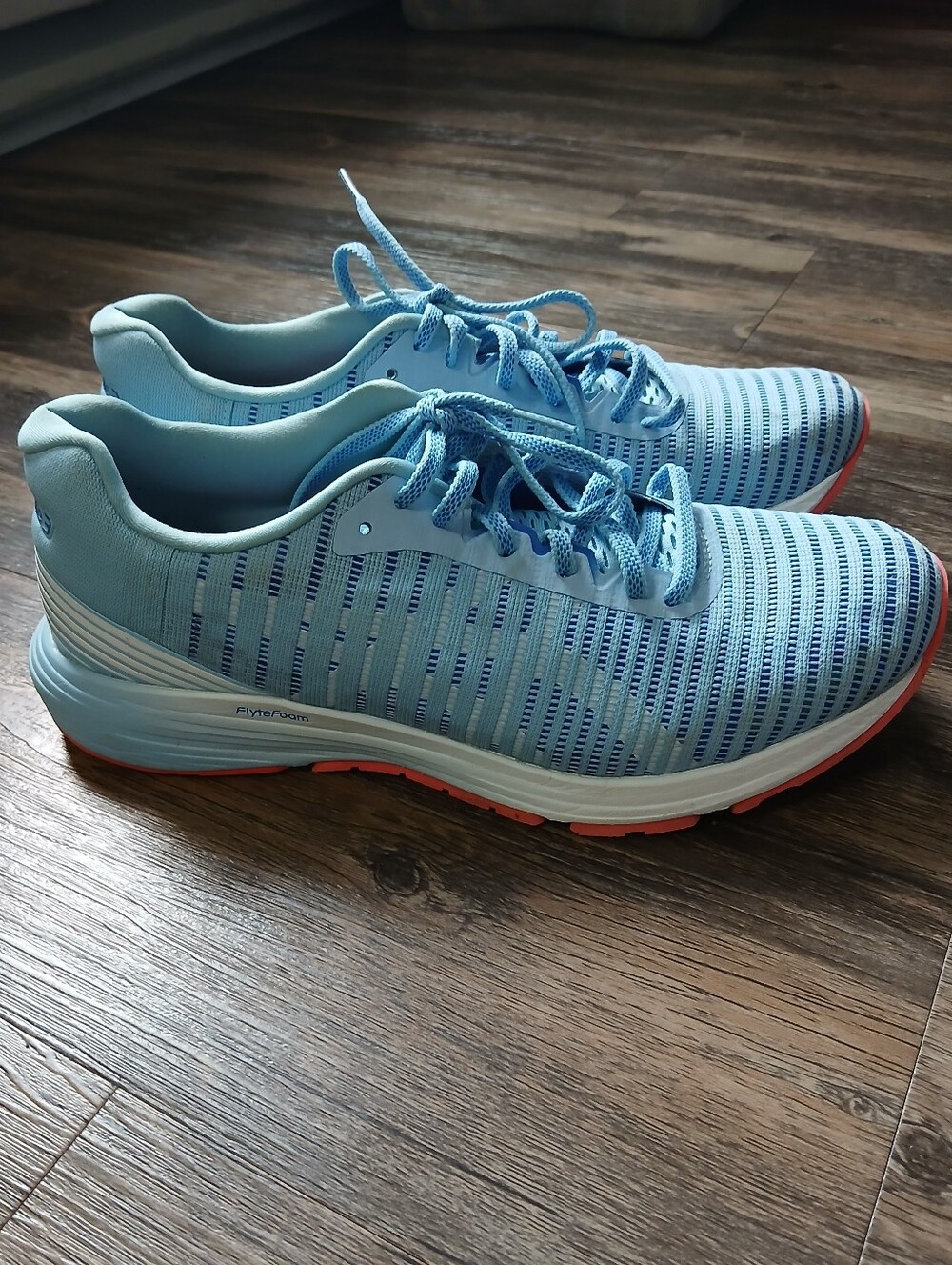 Asics Light Blue Athletic Running Shoes‎ with Coral Accents Size 10
